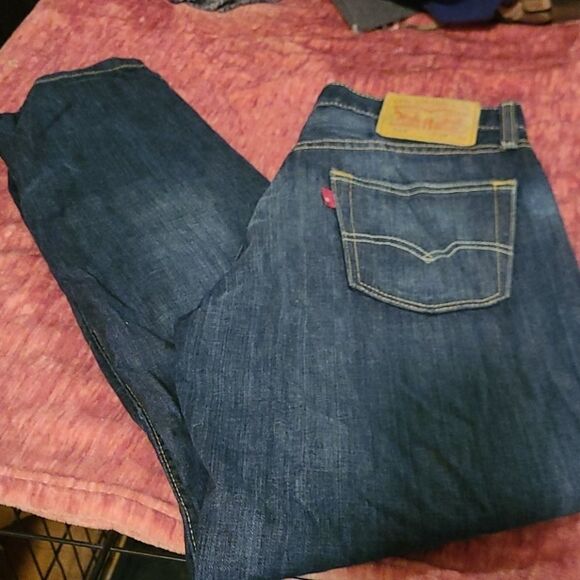 Men's levis jeans  👖 - Picture 1 of 3